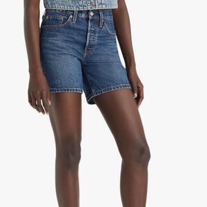 Levi's Women's 501 Mid Thigh Short NWT